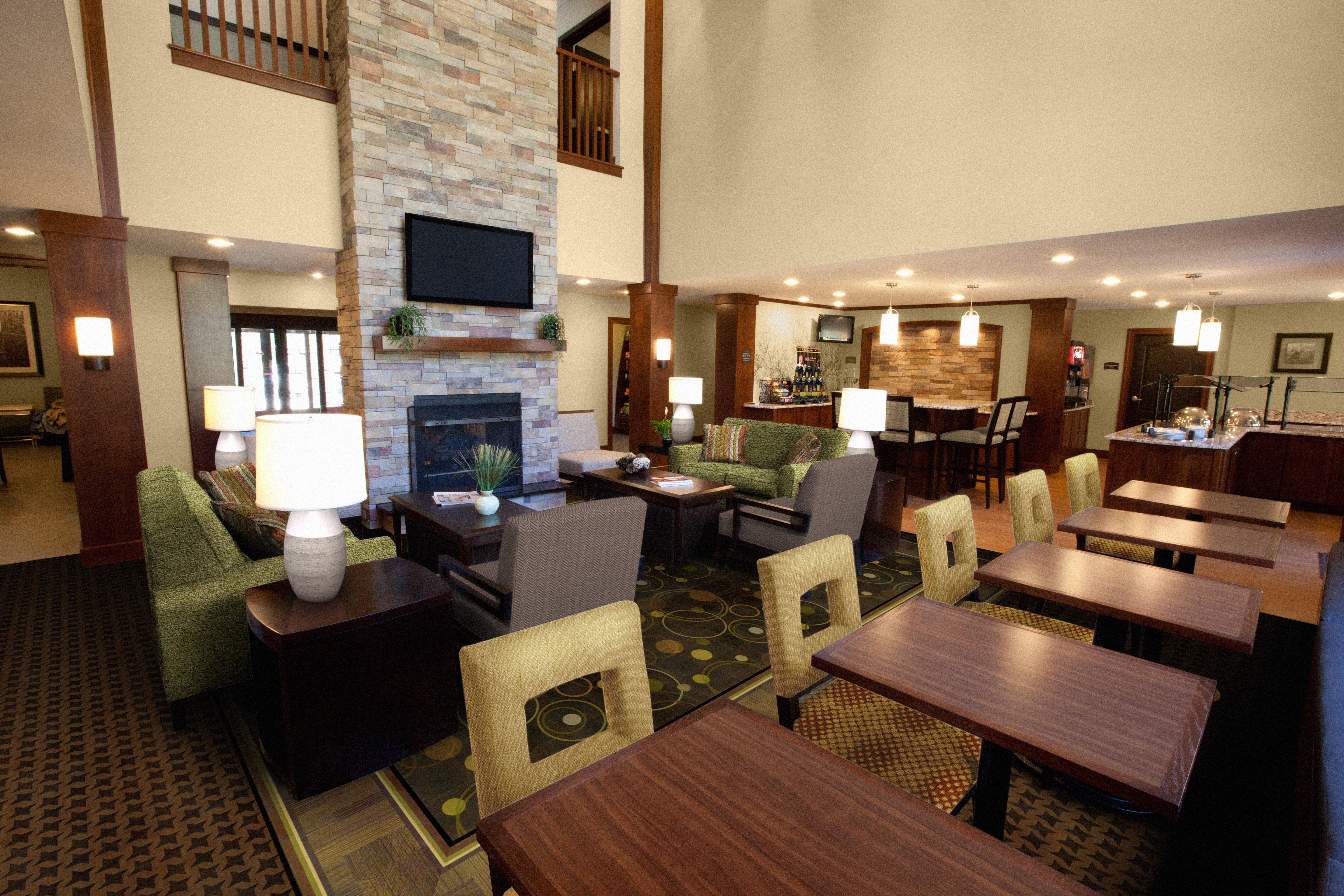 Staybridge Suites Dearborn By Ihg Extérieur photo