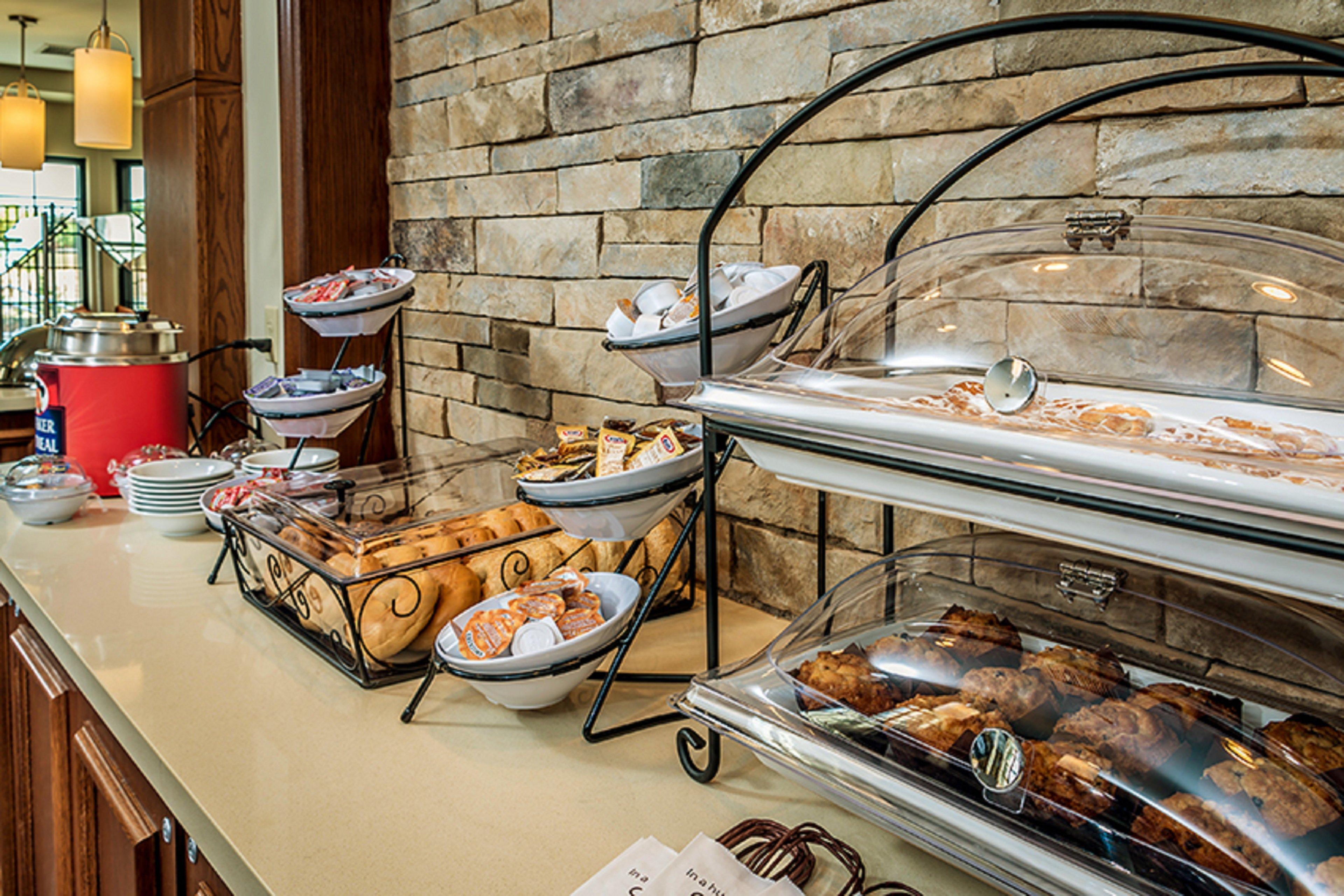 Staybridge Suites Dearborn By Ihg Extérieur photo
